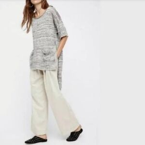 Free People High Low Knit Tunic Top. Size: Small.